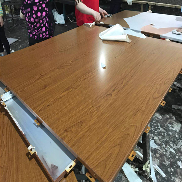 山東鋁單板廠2.5mm木紋鋁單板幕墻萬達廣場外墻鋁單板