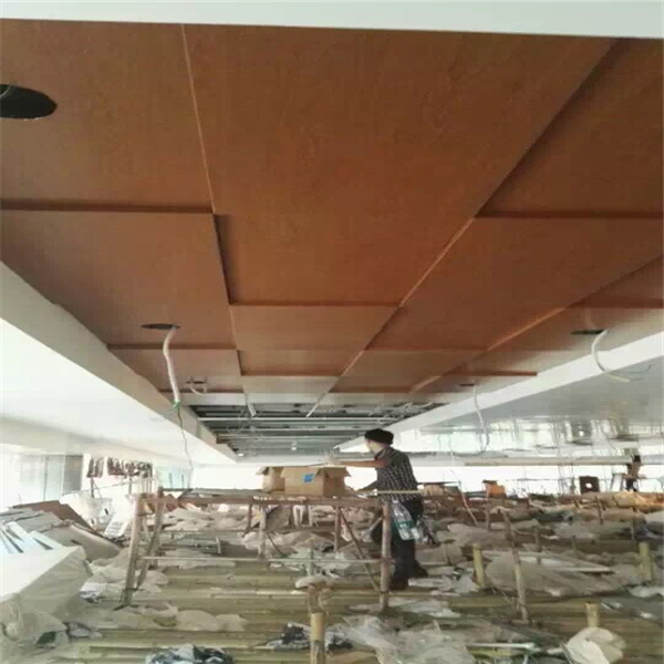 湖北木紋鋁單板廠廣汽本田4S店展廳鋁單板吊頂木紋勾搭鋁單板天花