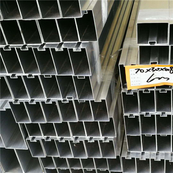 山東型材鋁方通廠家 鋁方通型材 地鐵站型材鋁方通吊頂