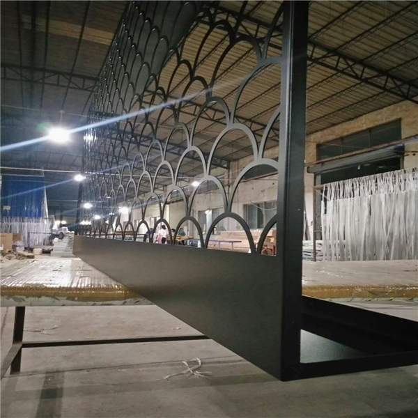 湖北網(wǎng)格天花廠家 鋁合金拉網(wǎng)板 吊頂拉網(wǎng)板 鋁單板拉伸網(wǎng)60*100網(wǎng)格