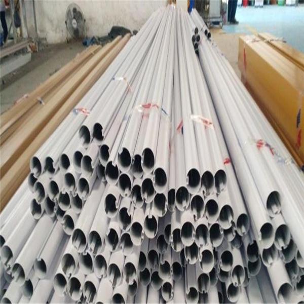 青島鋁圓管廠家 氟碳噴涂鋁圓管 飛機(jī)場(chǎng)室內(nèi)鋁圓通吊頂
