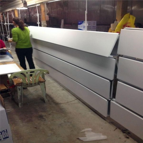 s300高邊防風(fēng)扣板加油站專用吊頂 (1)