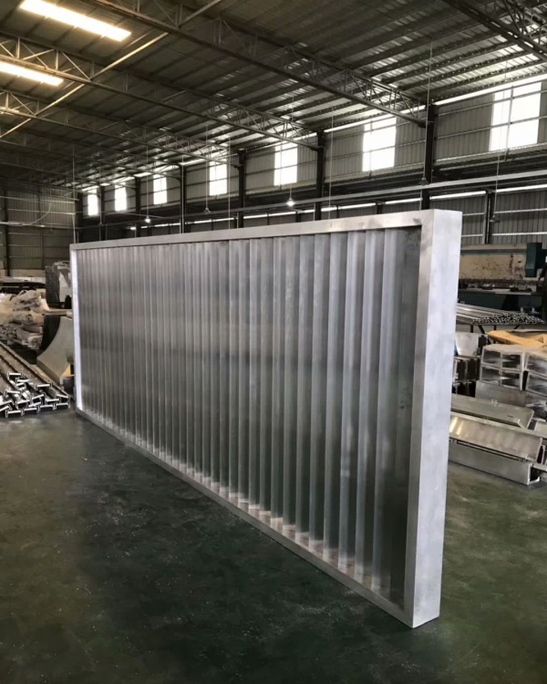 2.0厚鋁單板成型中