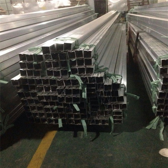 內(nèi)蒙古型材鋁方通廠家 矩形凹槽鋁方通 高級餐廳型材鋁方通吊頂