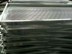 貴州網(wǎng)格天花廠(chǎng)家 室內(nèi)拉網(wǎng)鋁天花 菱形六邊形鋁網(wǎng)格吊頂批發(fā)